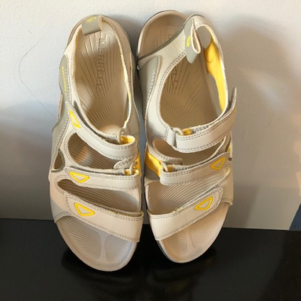 FREE SHIPPING Merrell Vibram Sandals